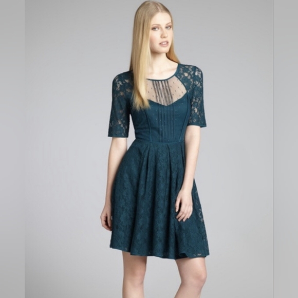 BCBGMaxAzria Dresses & Skirts - BCBG Julya Teal Green Lace Short Sleeve Fit And Flare Dress 12